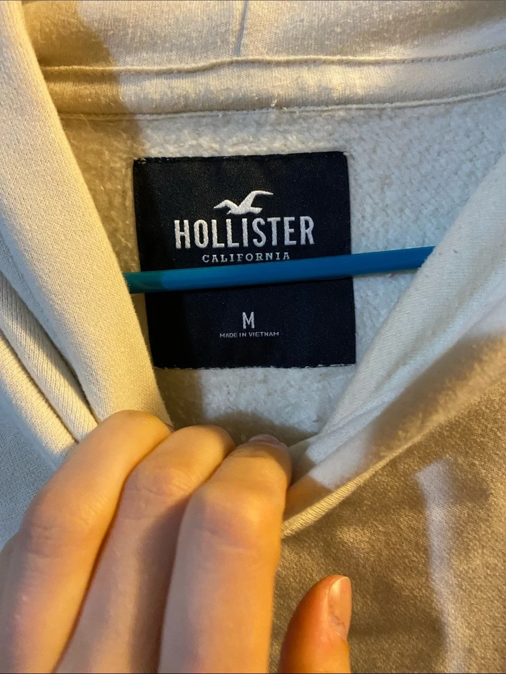 Hollister Unisex Hoodie - Picture 2 of 2